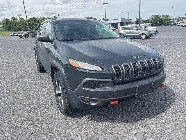 used 2017 Jeep Cherokee car, priced at $10,496