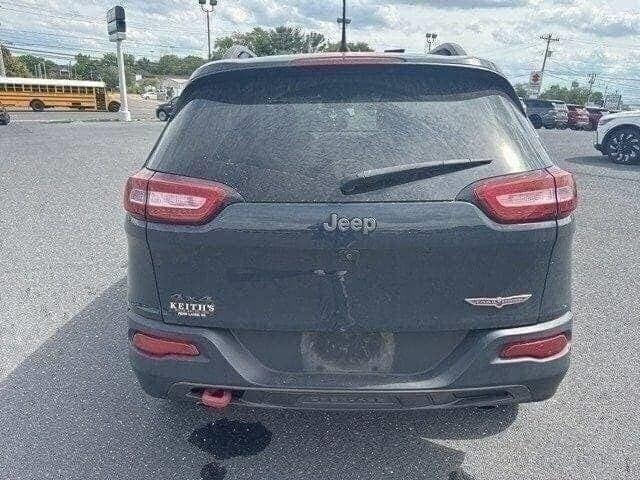 used 2017 Jeep Cherokee car, priced at $9,997
