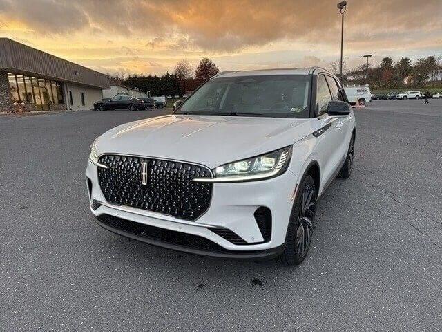 new 2025 Lincoln Aviator car, priced at $83,250
