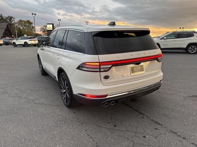 new 2025 Lincoln Aviator car, priced at $83,250