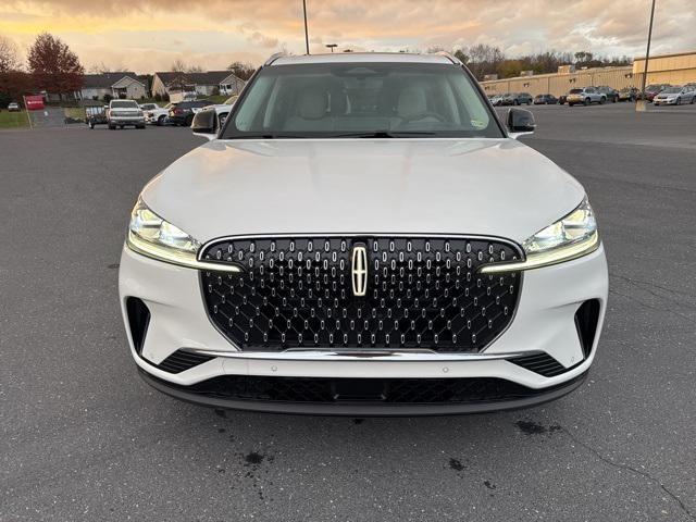 new 2025 Lincoln Aviator car, priced at $83,250