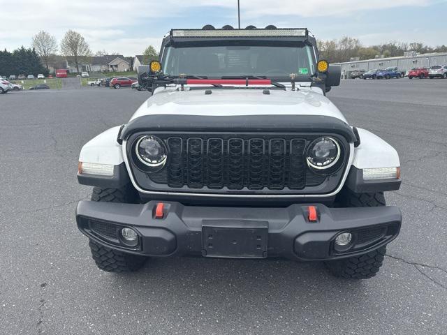 used 2024 Jeep Gladiator car, priced at $39,996