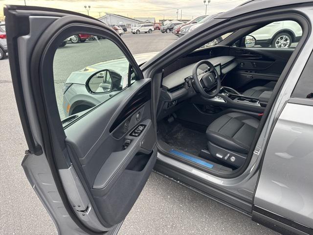 new 2025 Lincoln Nautilus car, priced at $66,355