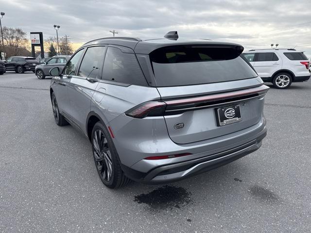 new 2025 Lincoln Nautilus car, priced at $66,355