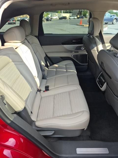 new 2025 Lincoln Nautilus car, priced at $75,980