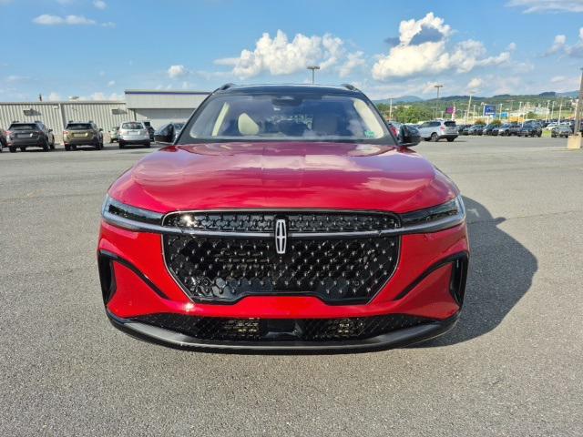 new 2025 Lincoln Nautilus car, priced at $75,980