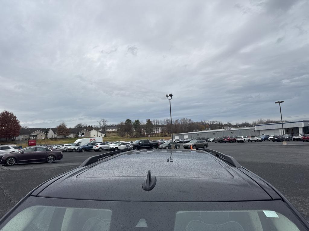 used 2021 Lincoln Navigator car, priced at $56,996