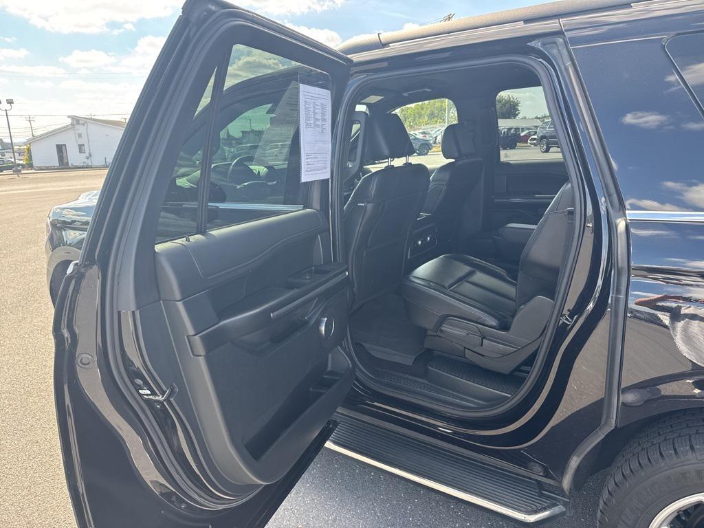 used 2021 Ford Expedition car, priced at $42,996