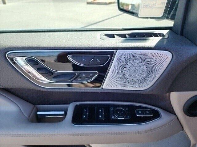 new 2024 Lincoln Navigator car, priced at $105,375