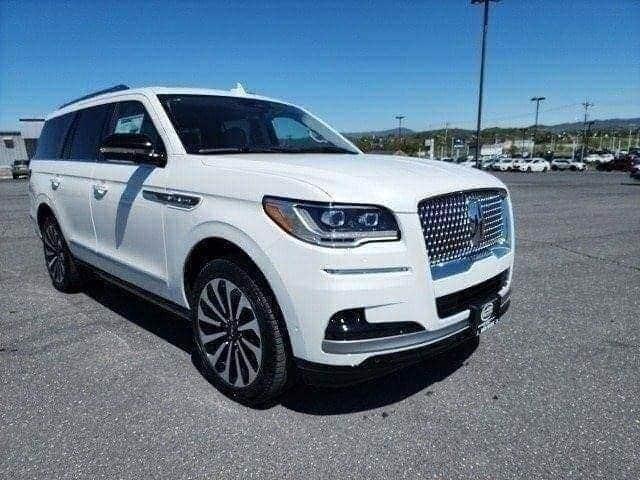 new 2024 Lincoln Navigator car, priced at $105,375