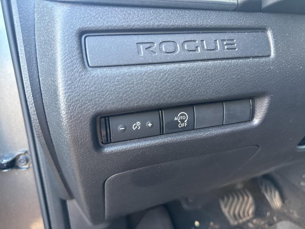 used 2023 Nissan Rogue car, priced at $19,996