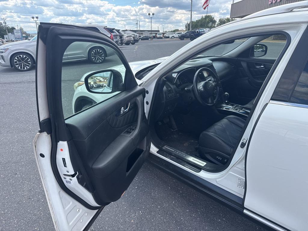 used 2010 INFINITI FX35 car, priced at $9,456