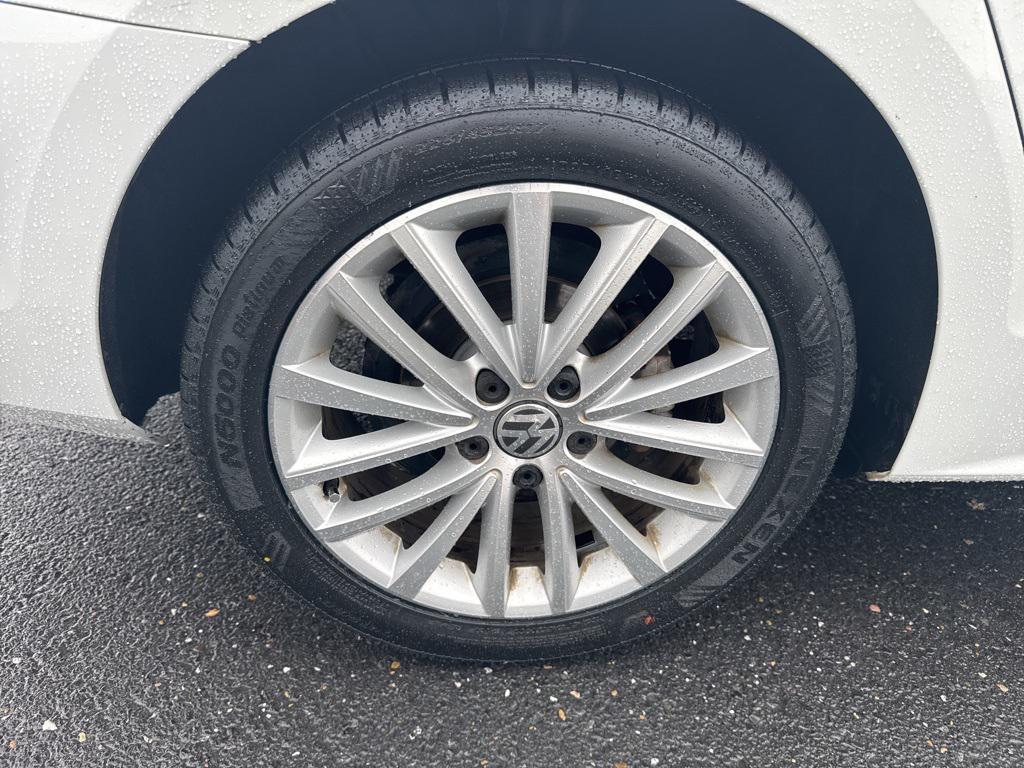 used 2016 Volkswagen Jetta car, priced at $9,997