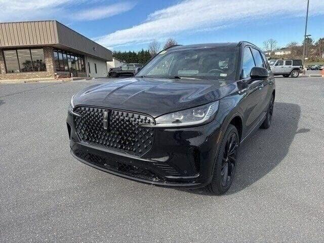 new 2025 Lincoln Aviator car, priced at $75,375