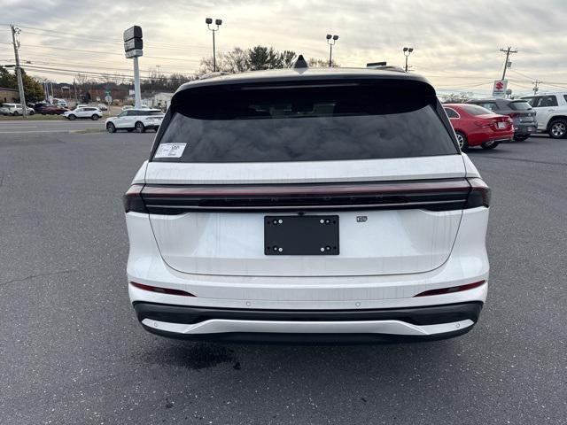 new 2025 Lincoln Nautilus car, priced at $66,455