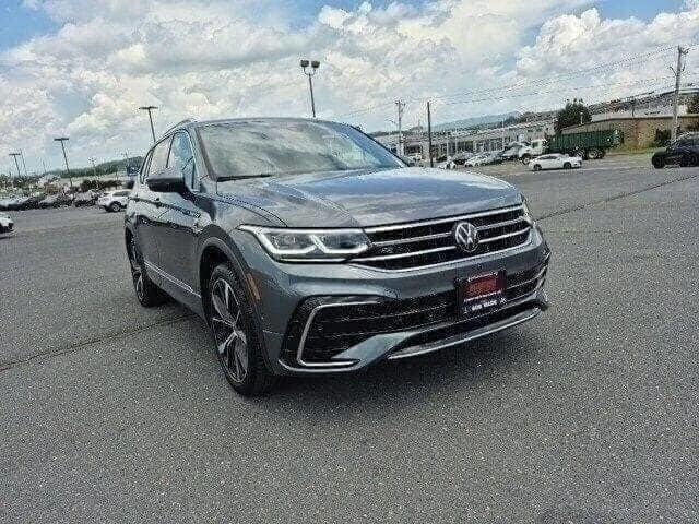 used 2024 Volkswagen Tiguan car, priced at $31,772