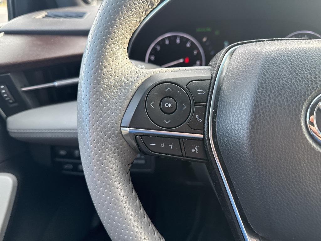 used 2019 Toyota Avalon car, priced at $31,899