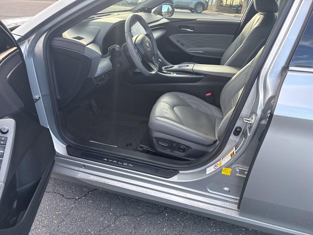 used 2019 Toyota Avalon car, priced at $31,899