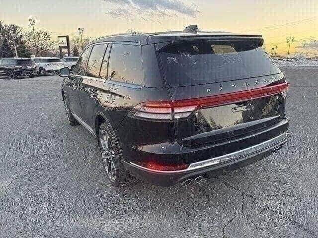 new 2025 Lincoln Aviator car, priced at $73,825