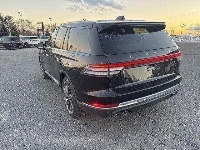 new 2025 Lincoln Aviator car, priced at $73,825