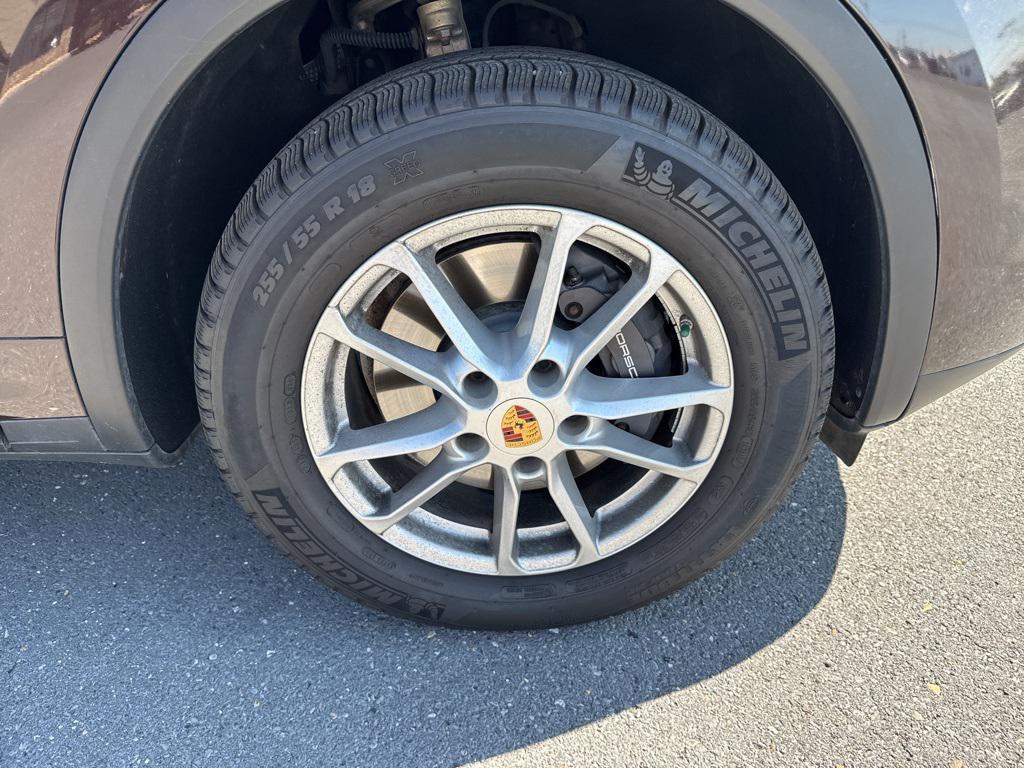 used 2016 Porsche Cayenne car, priced at $18,422