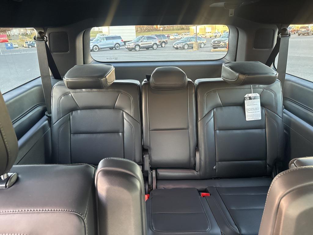 new 2025 Lincoln Navigator L car, priced at $109,545