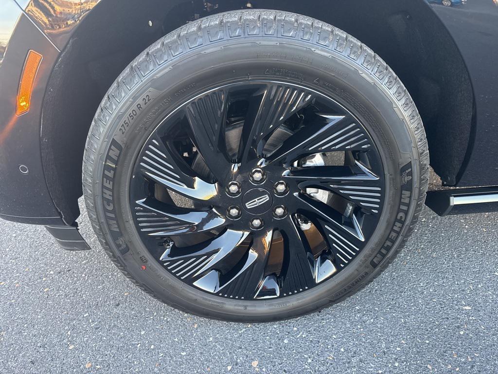 new 2025 Lincoln Navigator L car, priced at $109,545