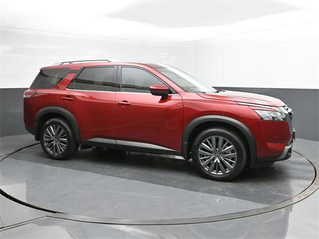 new 2025 Nissan Pathfinder car, priced at $46,725