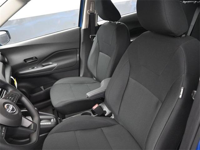 new 2025 Nissan Kicks Play car, priced at $22,407