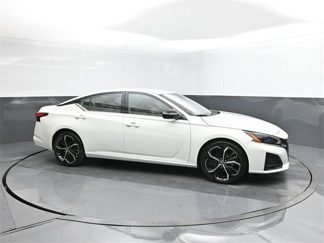 used 2023 Nissan Altima car, priced at $21,995