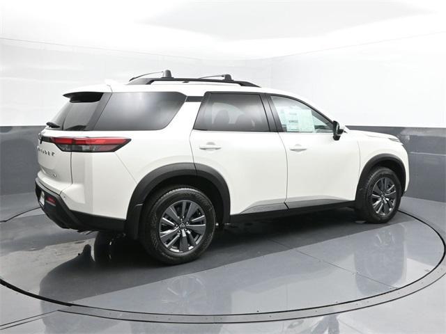 new 2024 Nissan Pathfinder car, priced at $38,495