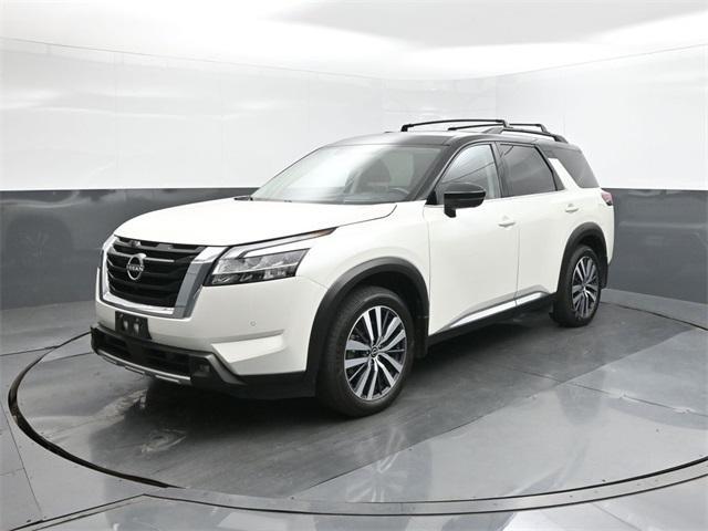 used 2022 Nissan Pathfinder car, priced at $33,997