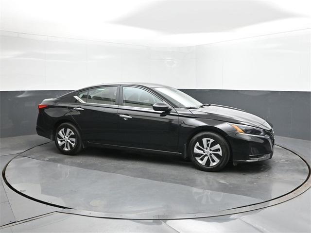 used 2025 Nissan Altima car, priced at $22,595