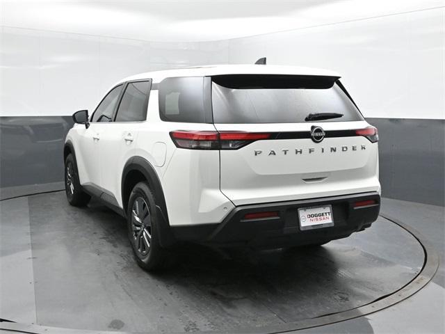 new 2025 Nissan Pathfinder car, priced at $29,725
