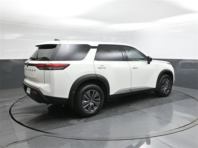 new 2025 Nissan Pathfinder car, priced at $29,725