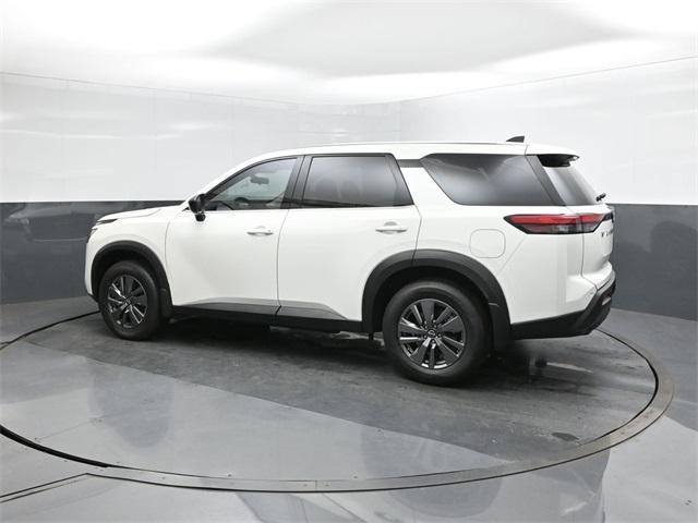 new 2025 Nissan Pathfinder car, priced at $29,725