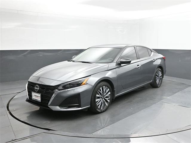 new 2025 Nissan Altima car, priced at $27,491