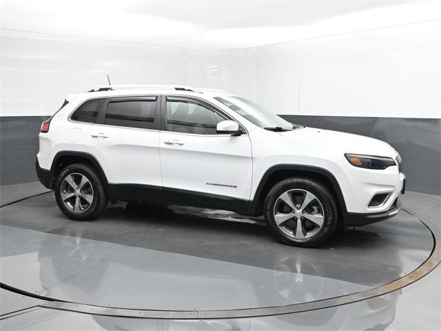 used 2019 Jeep Cherokee car, priced at $17,821