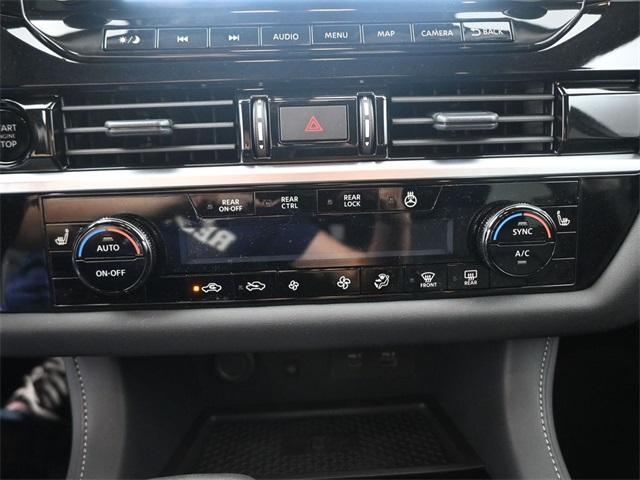 new 2025 Nissan Pathfinder car, priced at $45,680