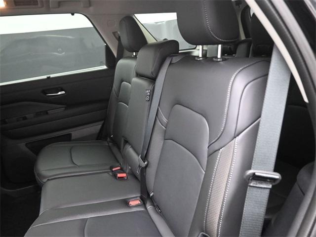 new 2025 Nissan Pathfinder car, priced at $45,680