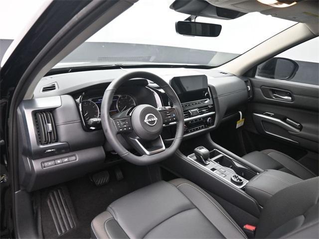 new 2025 Nissan Pathfinder car, priced at $45,680