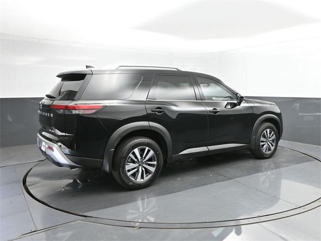new 2025 Nissan Pathfinder car, priced at $45,680