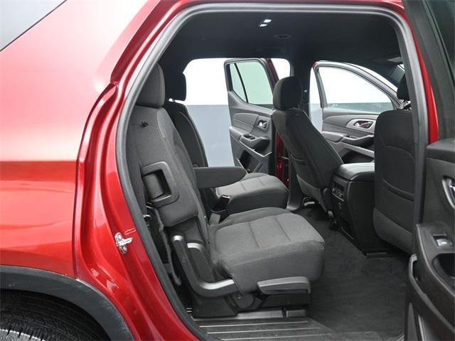 used 2023 Chevrolet Traverse car, priced at $26,272