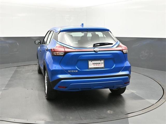 new 2025 Nissan Kicks Play car, priced at $22,517