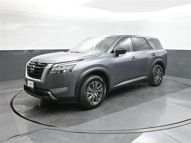 new 2025 Nissan Pathfinder car, priced at $33,555