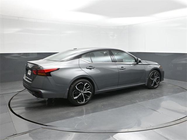 new 2025 Nissan Altima car, priced at $29,885