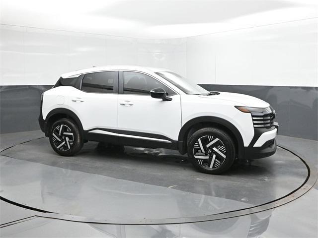 new 2026 Nissan Kicks car, priced at $26,195