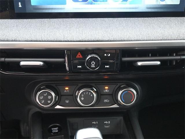 new 2025 Nissan Kicks car, priced at $25,661