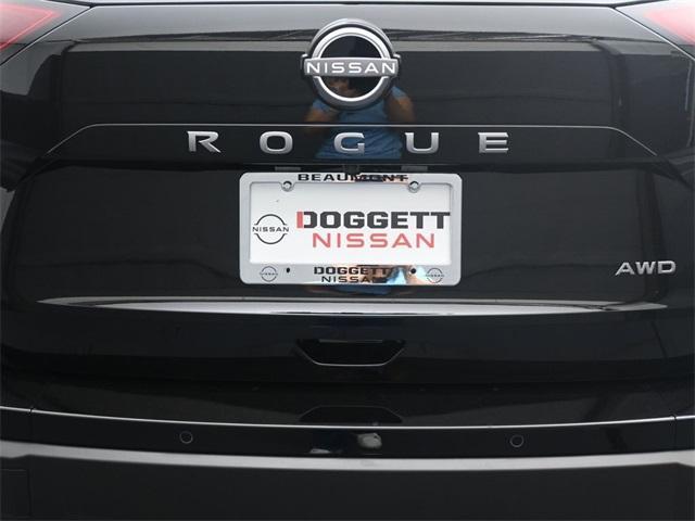 new 2025 Nissan Rogue car, priced at $32,020