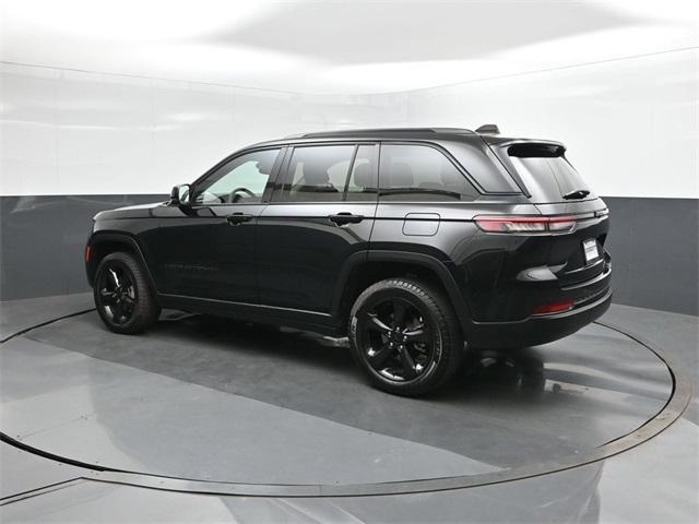 used 2023 Jeep Grand Cherokee car, priced at $27,995
